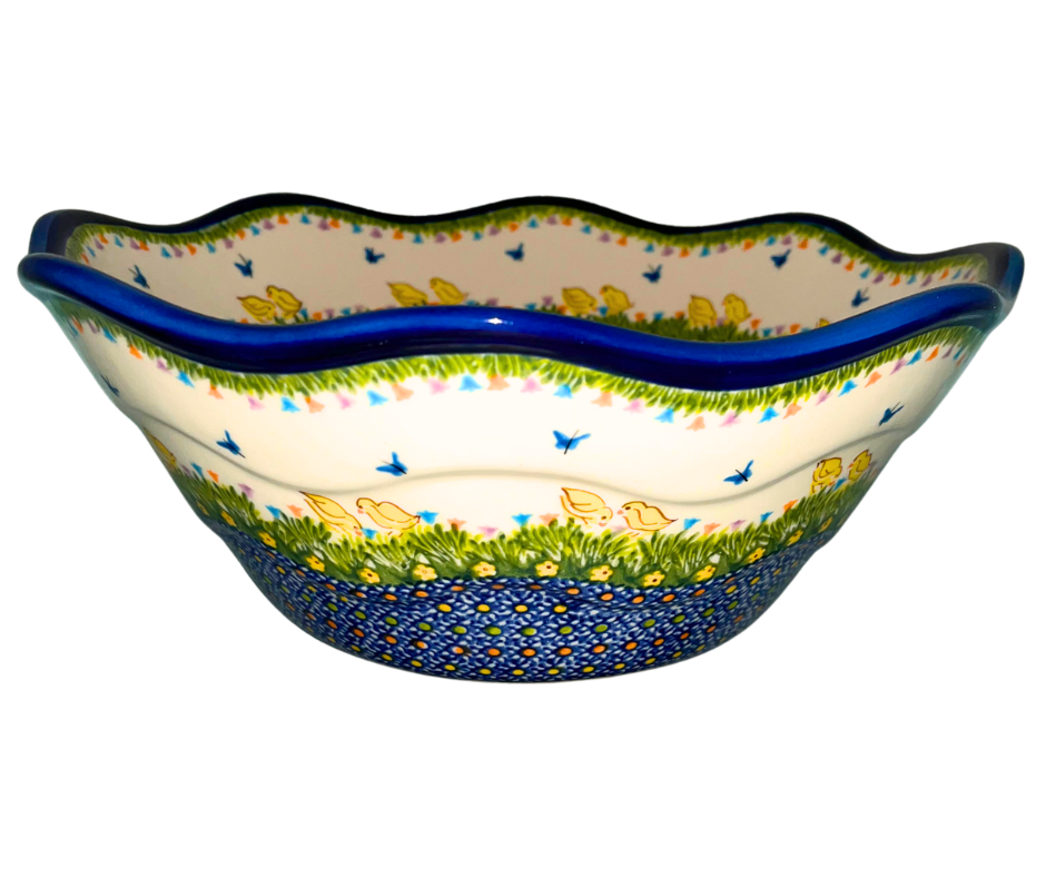 KALICH Polish Pottery 11 inch Viki Wavy Edge Bowl 3 Chicks 757