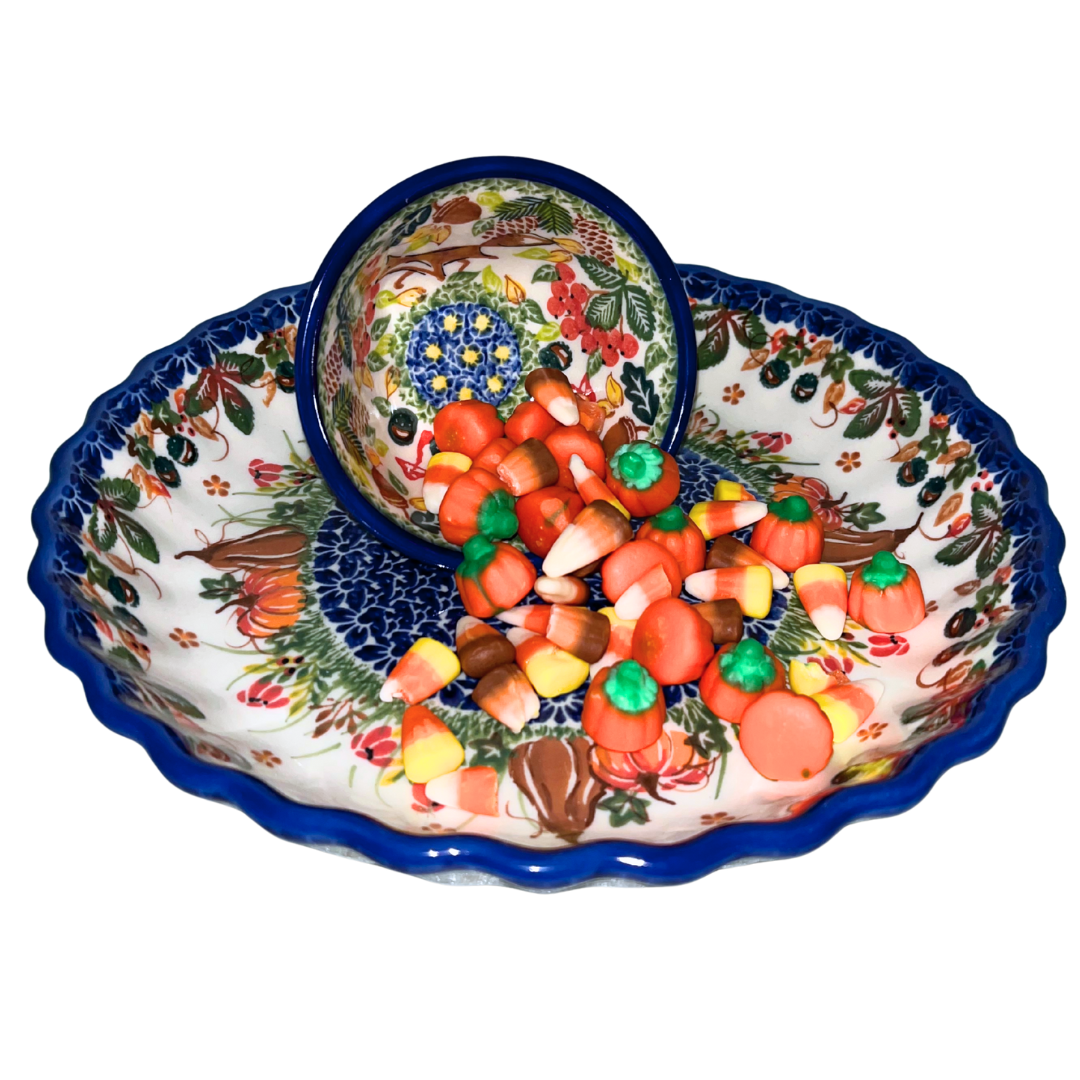 pie baker shown with pedestal bowl.png