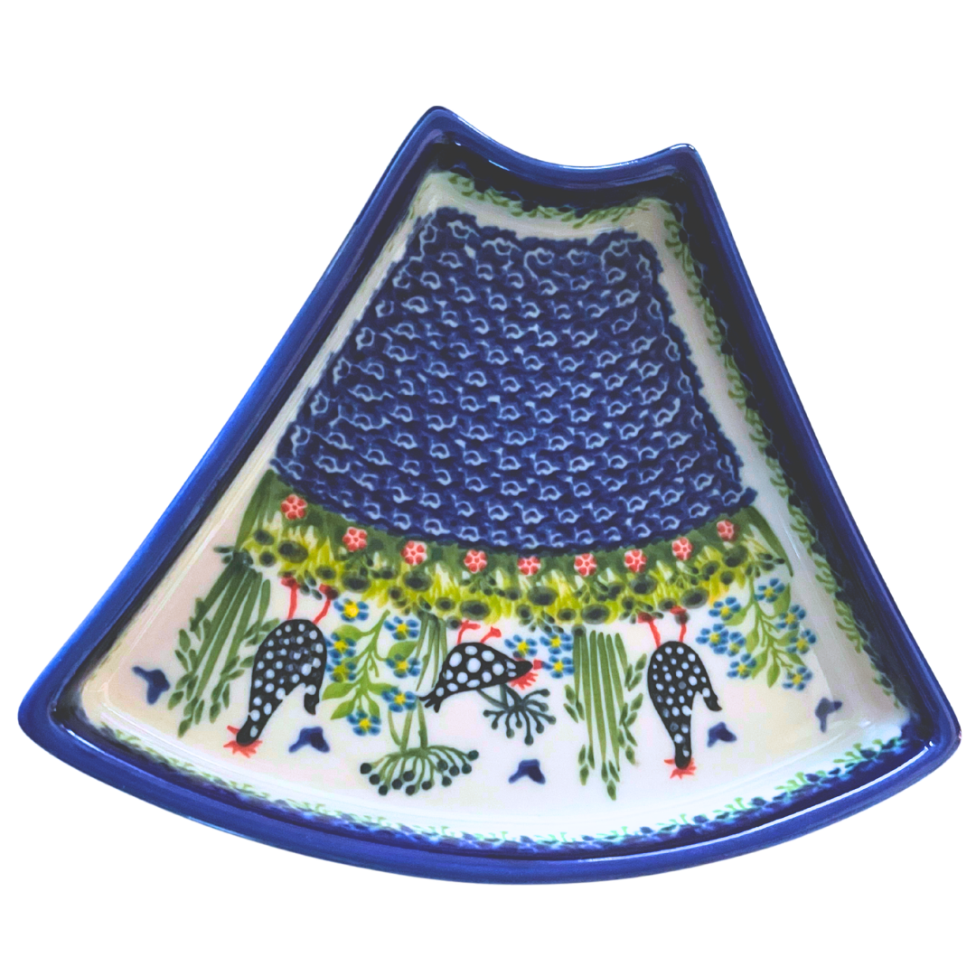 Ceramika Kalich Pattern 950 Polka Chicken Polish pottery with hand-painted hens and floral garden design. Authentic Bolesławiec stoneware, durable, dishwasher, microwave, and oven safe.