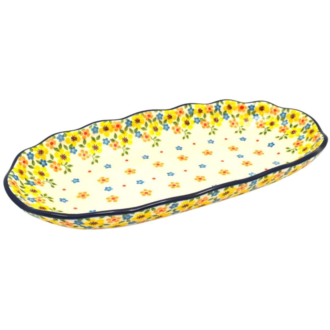 A42 SCALLOPED OVAL TRAY.jpg
