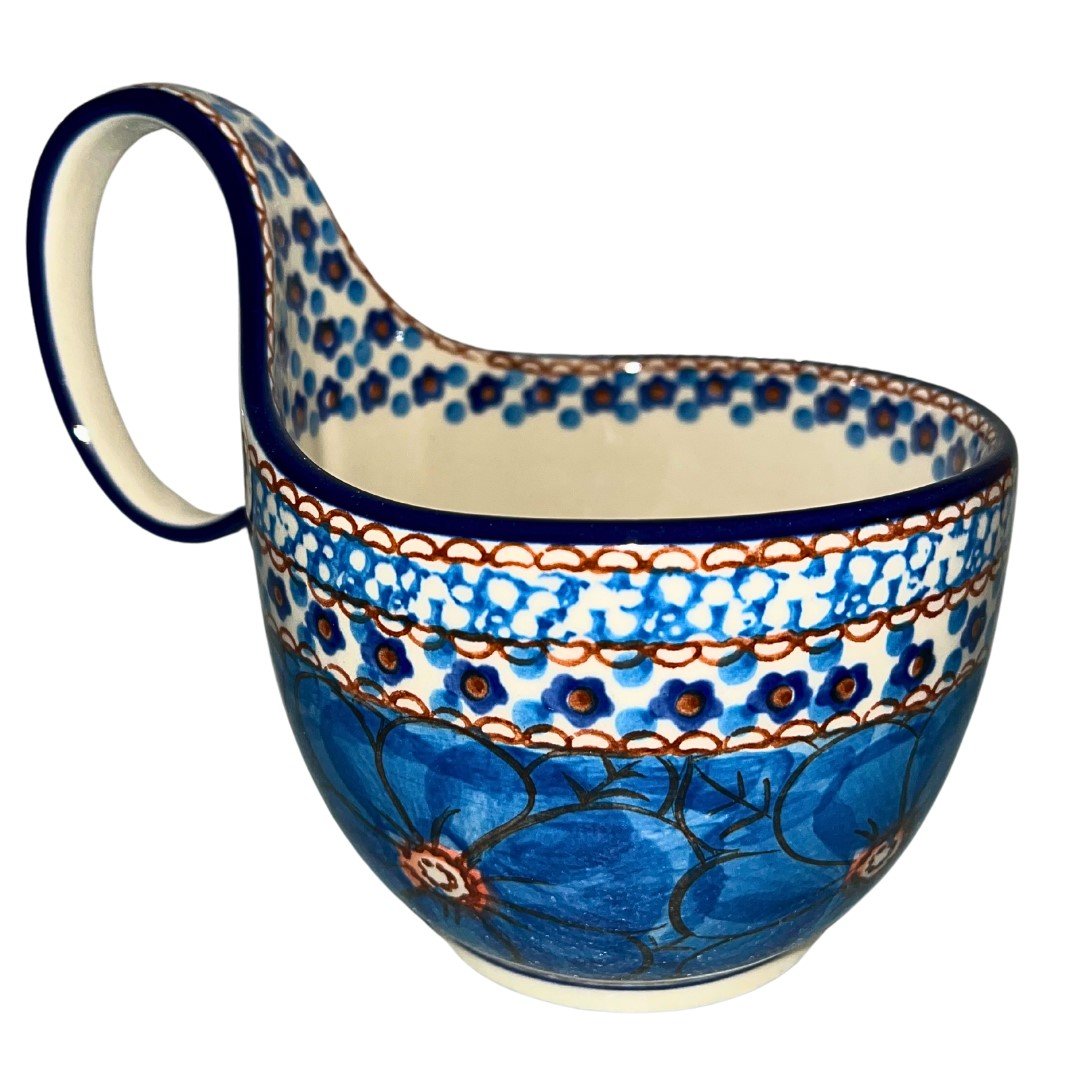845 BOWL WITH LOOP HANDLE.jpg