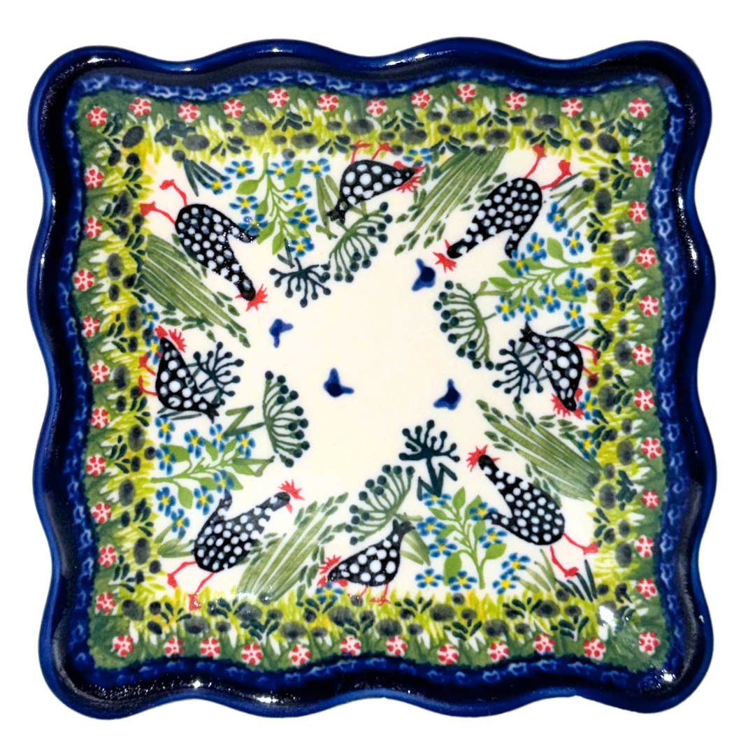 Ceramika Kalich Pattern 950 Polka Chicken Polish pottery with hand-painted hens and floral garden design.