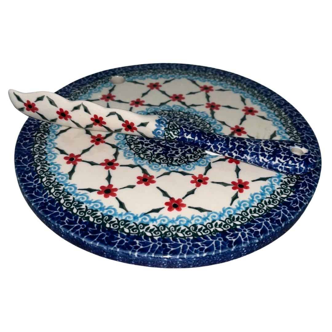 Ceramika Artystyczna 1494 7.5 inch Cheese Board / Trivet with Knife / Spreader. Garden Trellis