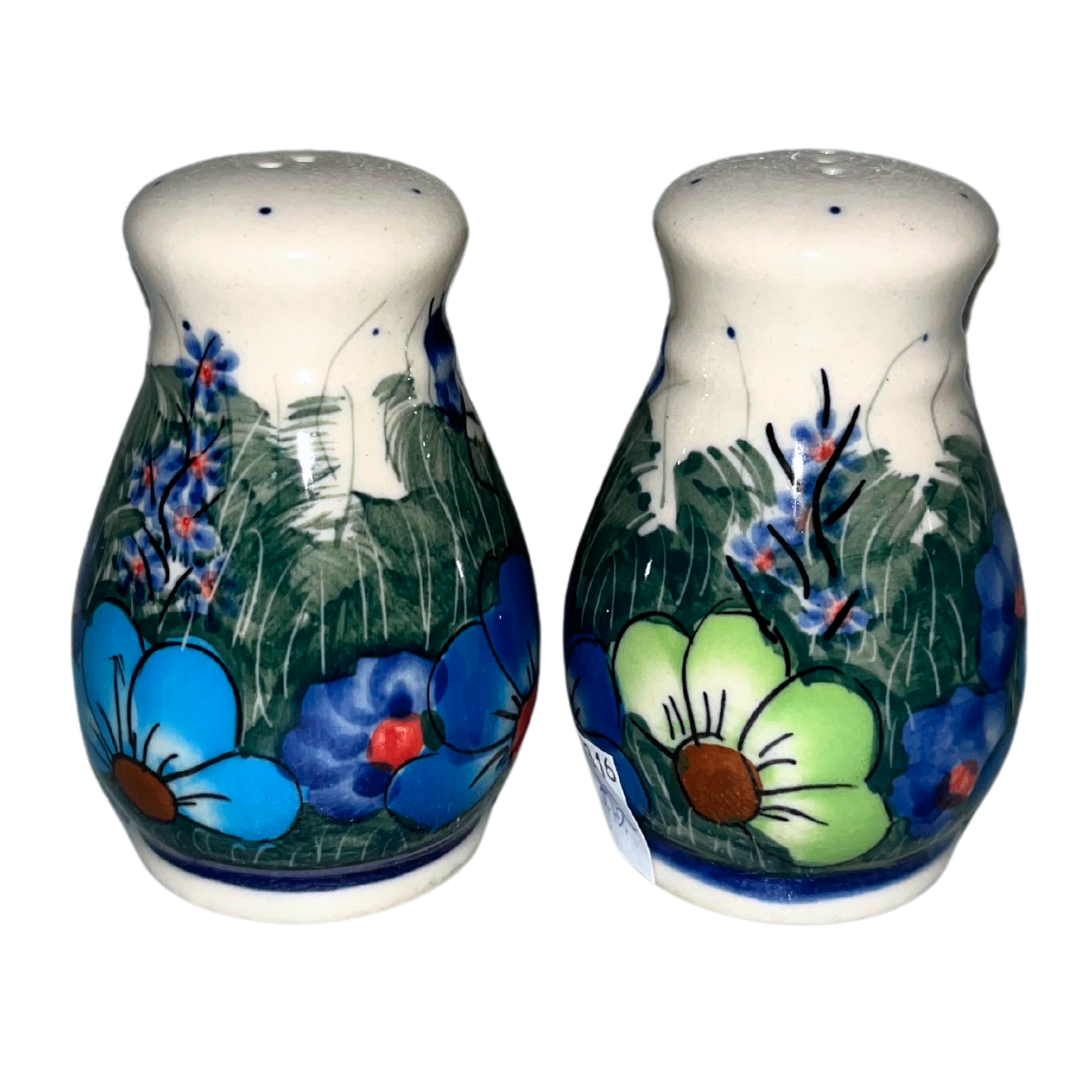Ceramika Kalich Pattern 127 Wildflowers Polish pottery with hand-painted colorful flowers and greenery. Authentic Bolesławiec stoneware, durable, dishwasher, microwave, and oven safe.