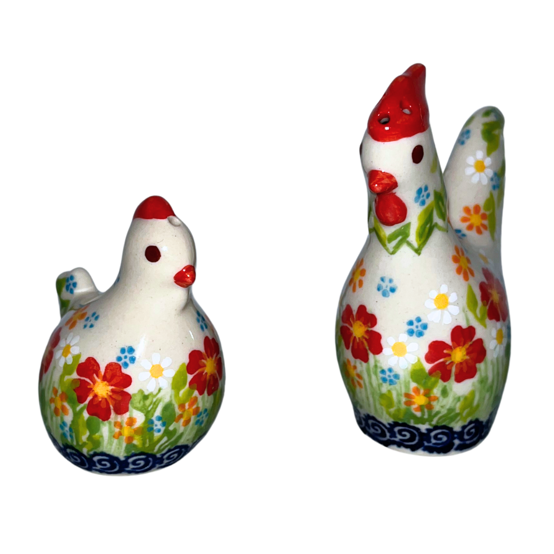 Hand-painted rooster and chicken salt & pepper set in floral design. Polish pottery stoneware, decorative and functional kitchen accent, farmhouse style.