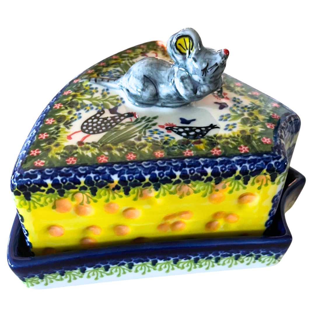Ceramika Kalich Pattern 950 Polka Chicken Polish pottery with hand-painted hens and floral garden design. Authentic Bolesławiec stoneware, durable, dishwasher, microwave, and oven safe.