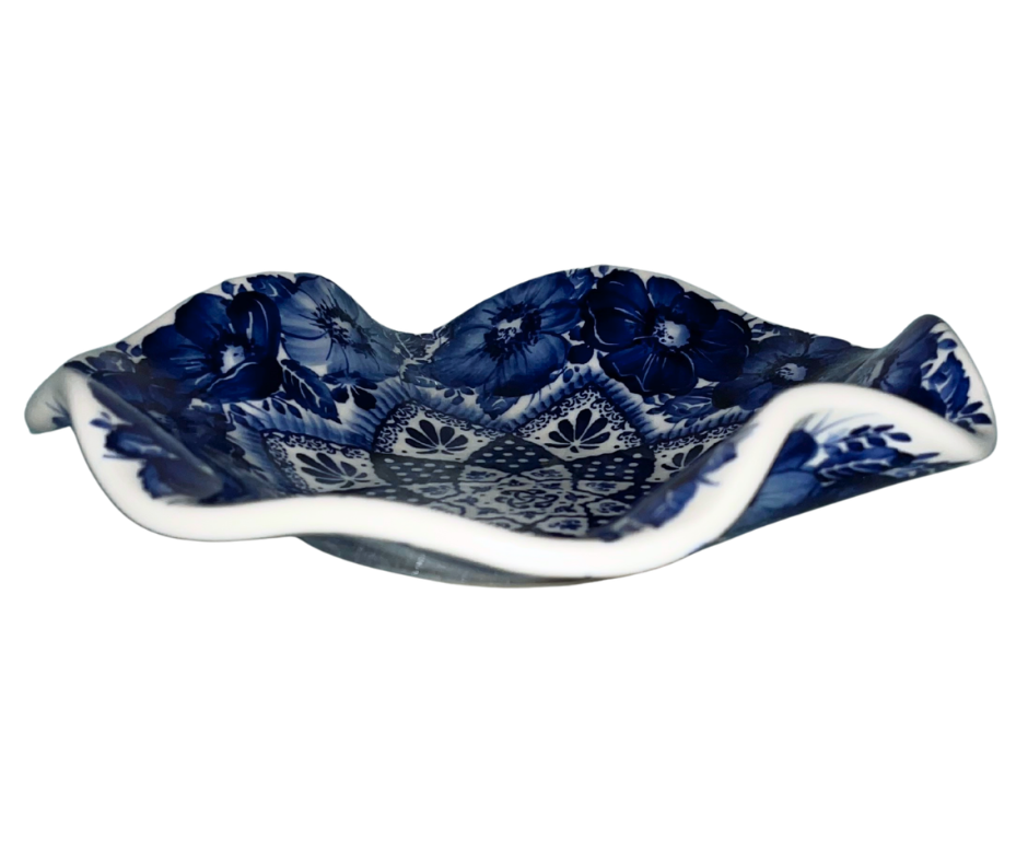 2025 limited edition 9 inch wavy edge bowl signed by A Pachum of Kaola Studio, hand painted cobalt floral Polish pottery centerpiece, 9 x 9 x 2.75