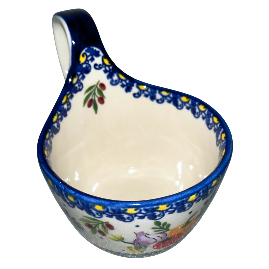 07-0335 BOWL WITH LOOP HANDLE 3.png