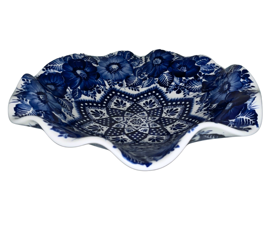 2025 limited edition 11 inch wavy edge bowl signed by A Pachum of Kaola Studio, hand painted cobalt floral Polish pottery centerpiece, 11 x 11 x 3.