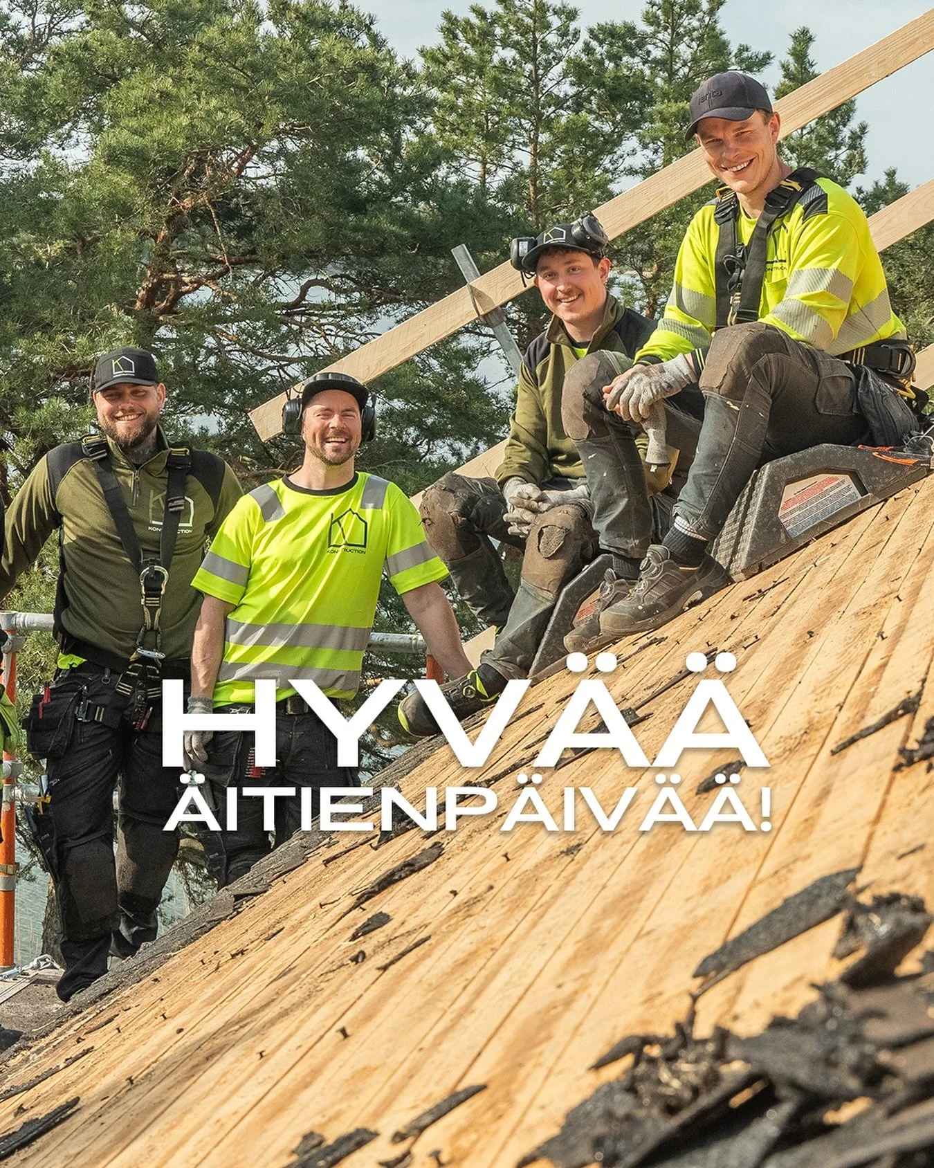 Pikimiesten &auml;ideille: olette se sideaine, joka pit&auml;&auml; perheen koossa silloinkin, kun ty&ouml;vaatteista ei en&auml;&auml; erota mik&auml; on pike&auml; ja mik&auml; kangasta 🫶🏼  Kiitos &auml;idit! Hyv&auml;&auml; ja levollista &auml;i