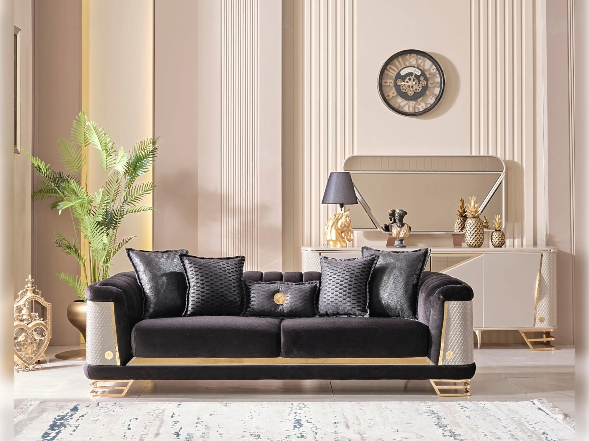 Romance_Sienna_900_Black_4_53dcb32e-8c7a-45c8-9e97-10de5ba2a735.jpg