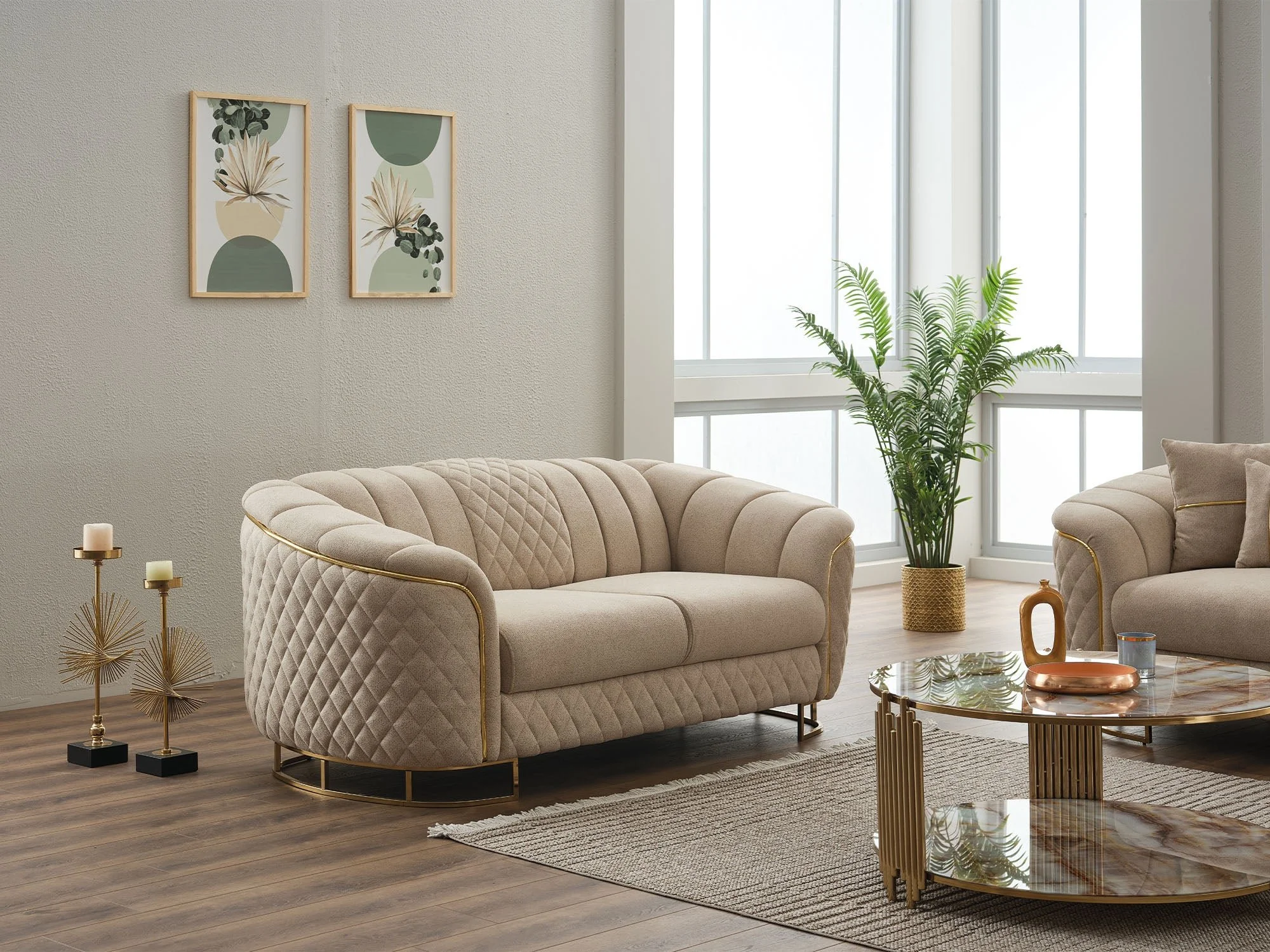 Victoria_Livingroom_10.jpg