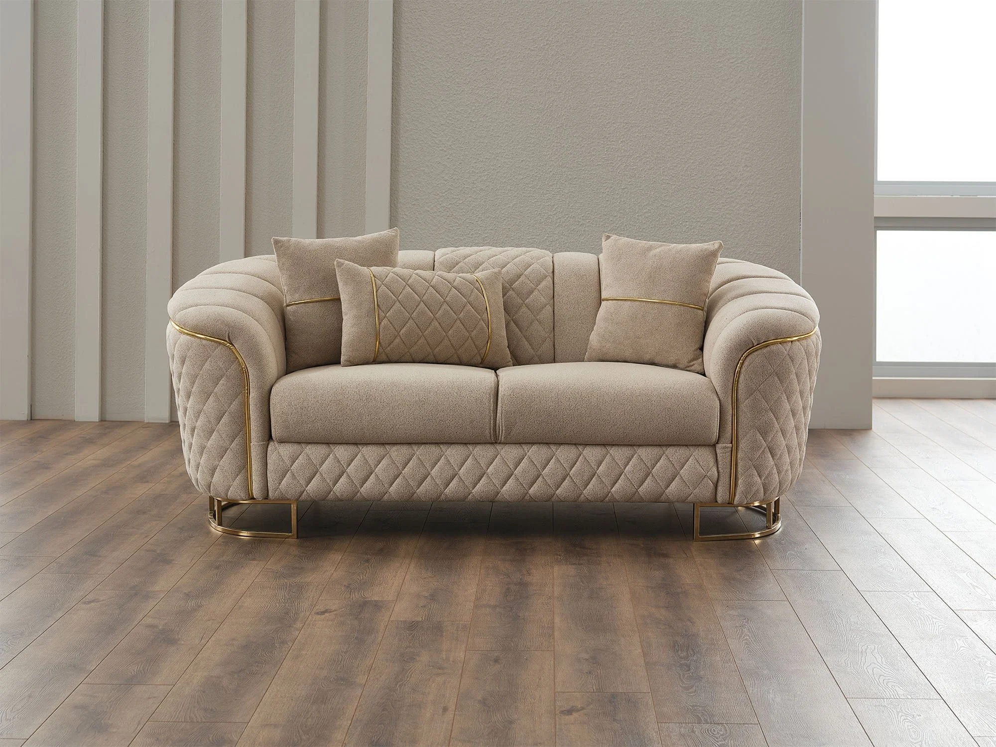 Victoria_Livingroom_17.jpg