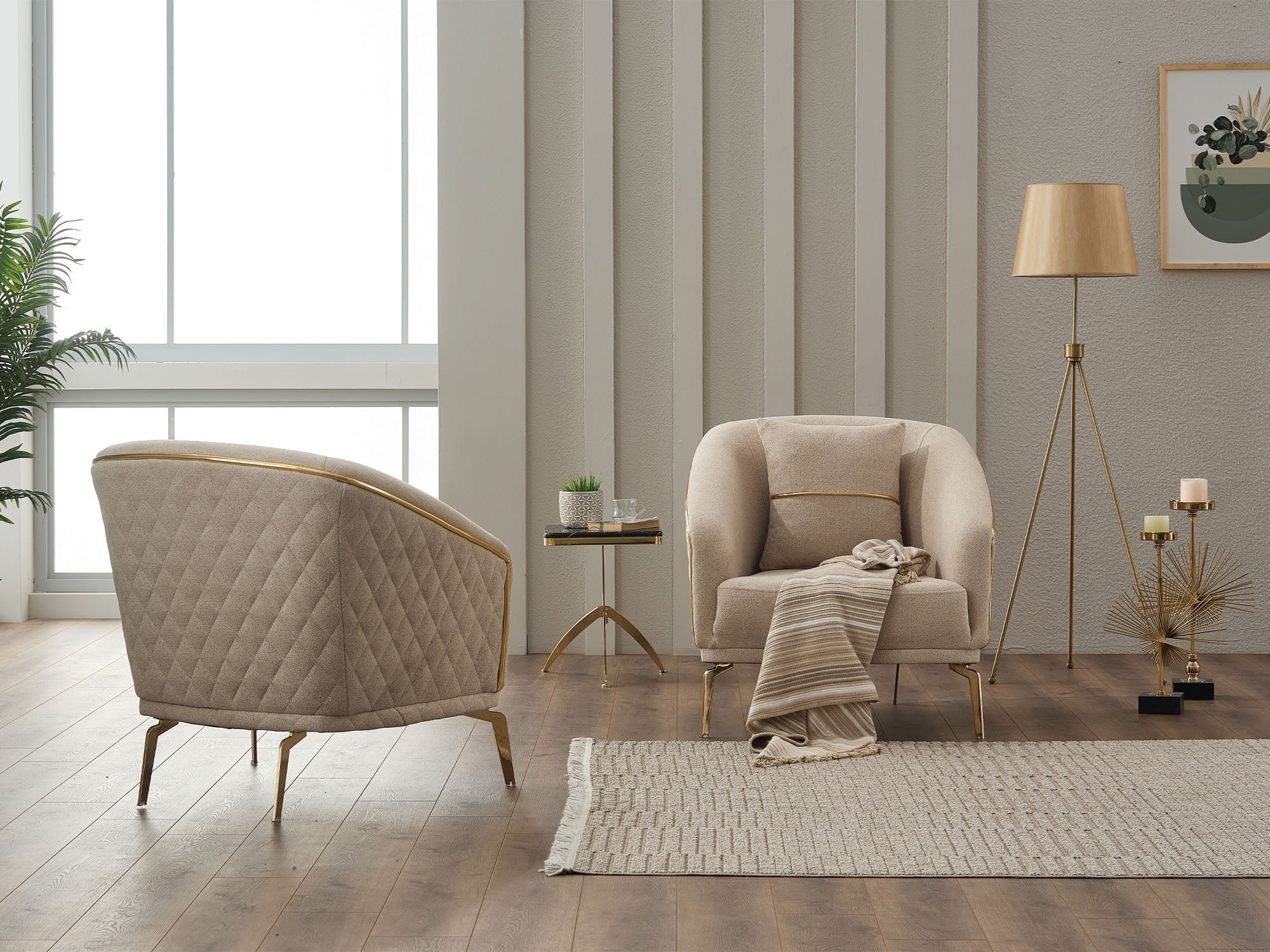 Victoria_Livingroom_16.jpg