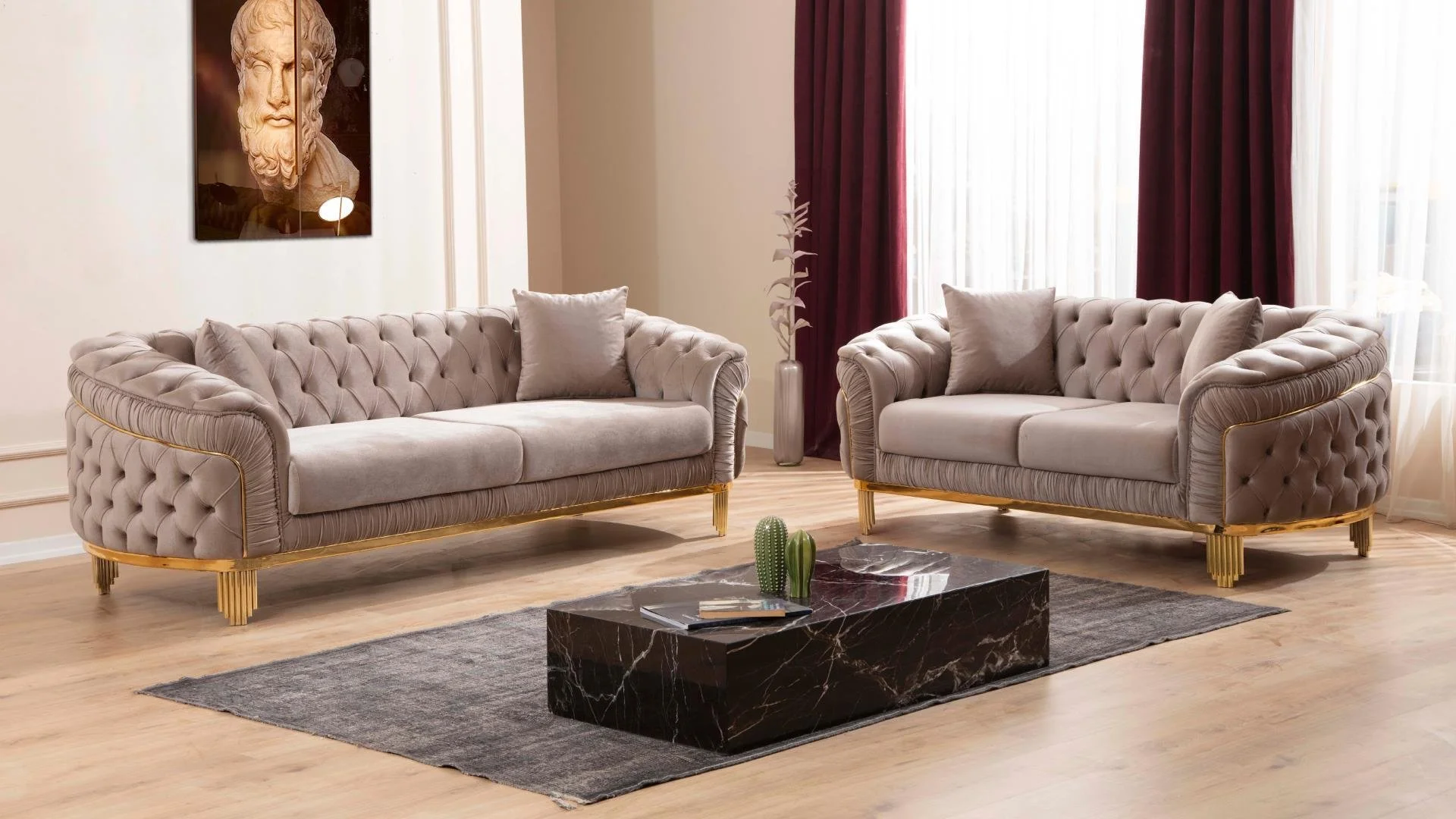 VANESSA_TAUPE_2PC_1500_975.jpg