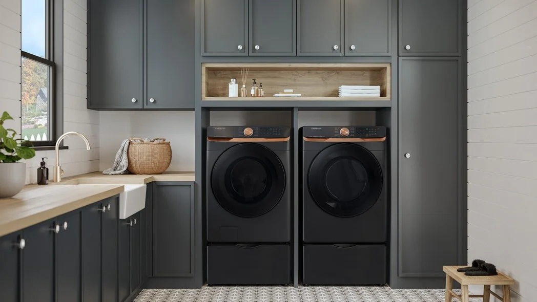 2022_0523_lau_ls_modern~farmhouse_8300~ped_black_web62a98cf2be0ff5.11209520_ed34b