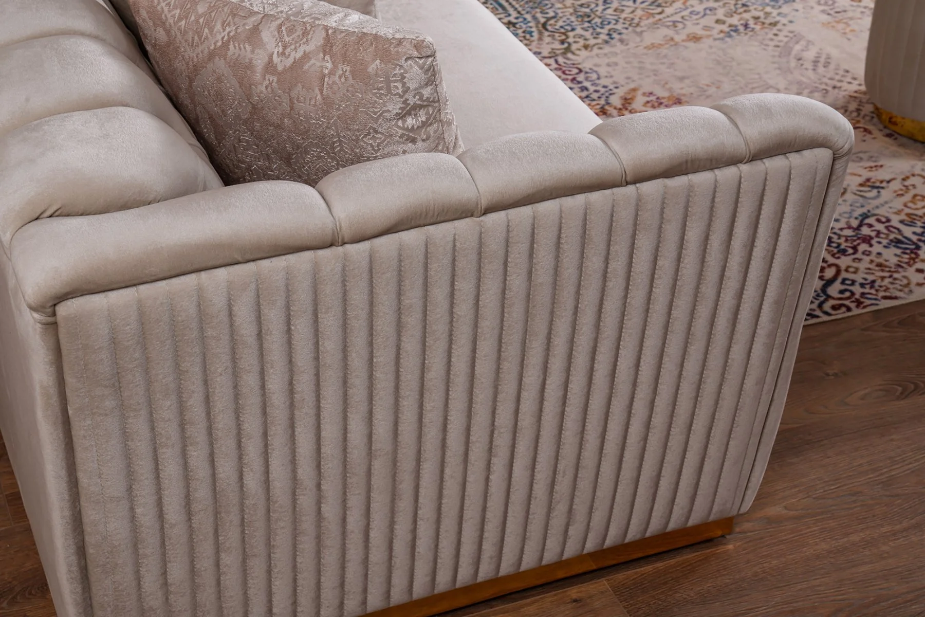 Margo_Cream_living_room_3.jpg