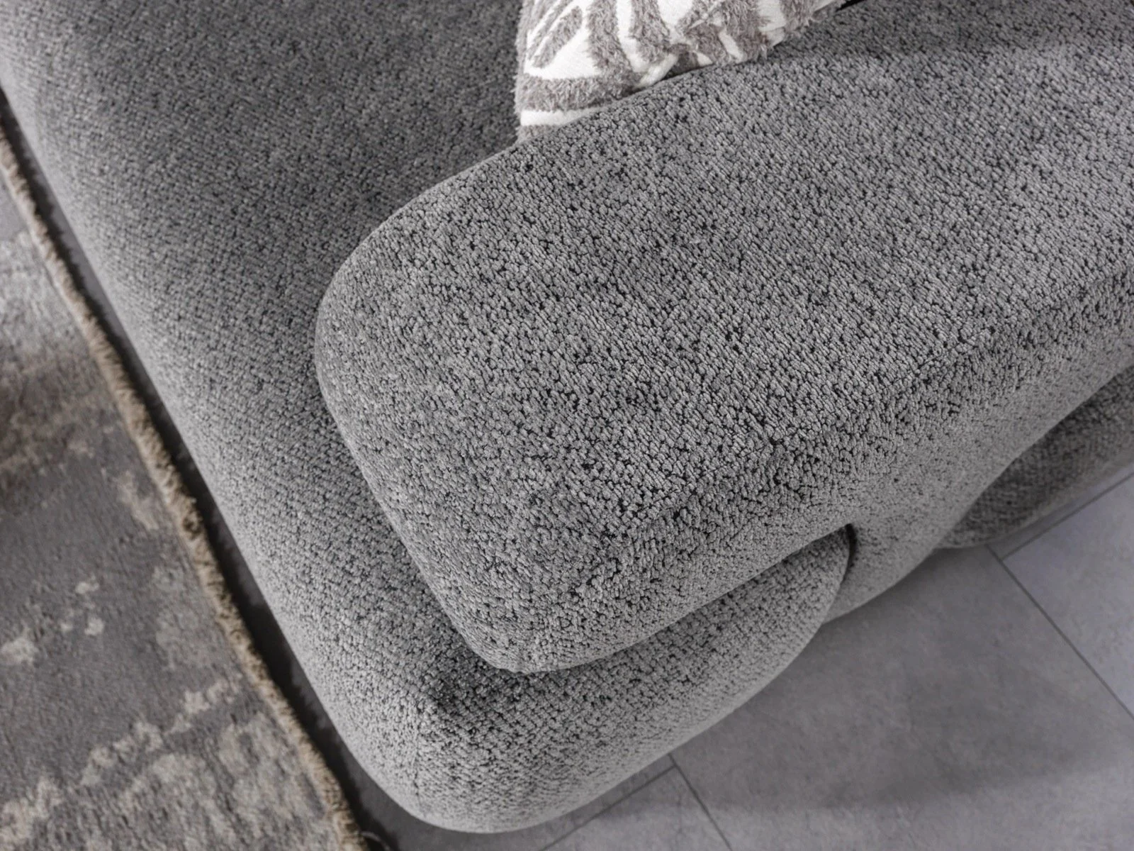 Pablo-Sectional_Gray_12.jpg