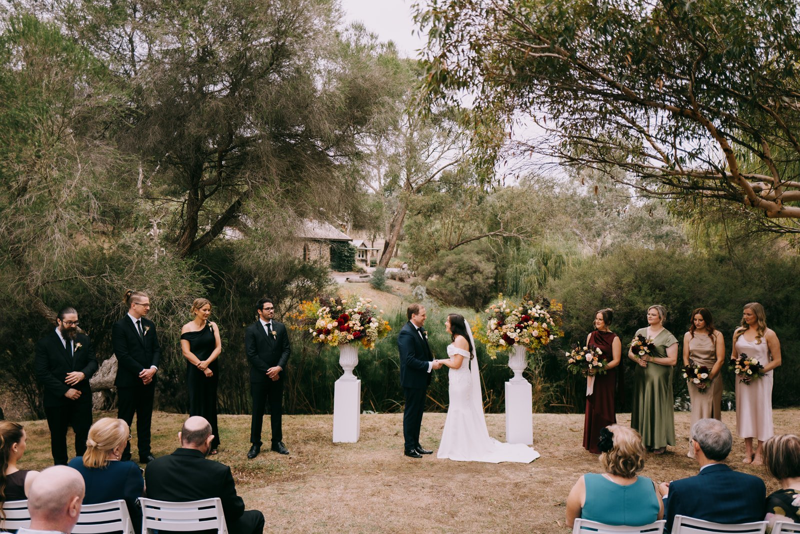 Lake Gardens ceremony, rustic chapel, Yarra Valley