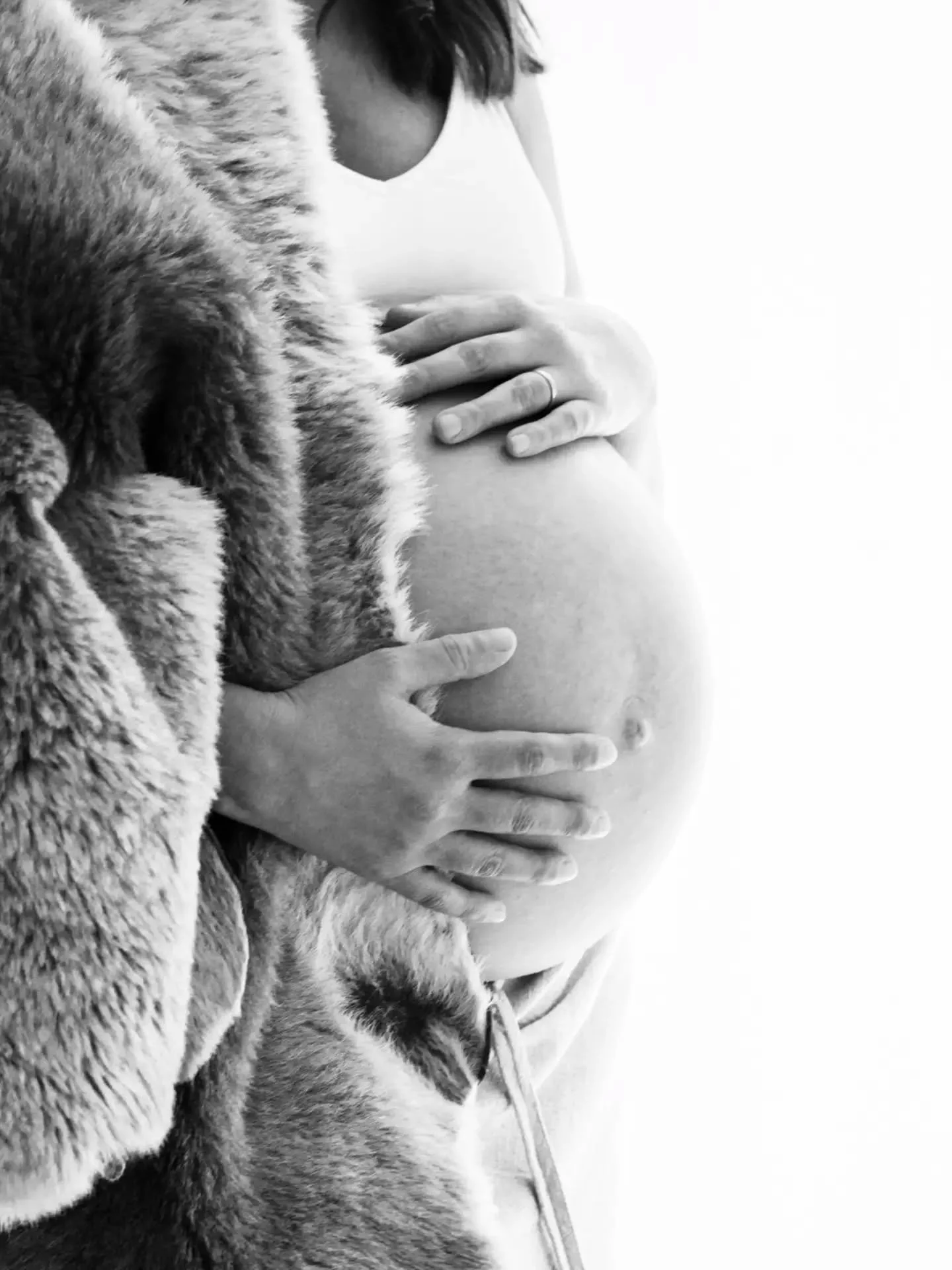 What a Sacred Season 🤍

Thank you for capturing this moment in time for us @robyn.jean.photography