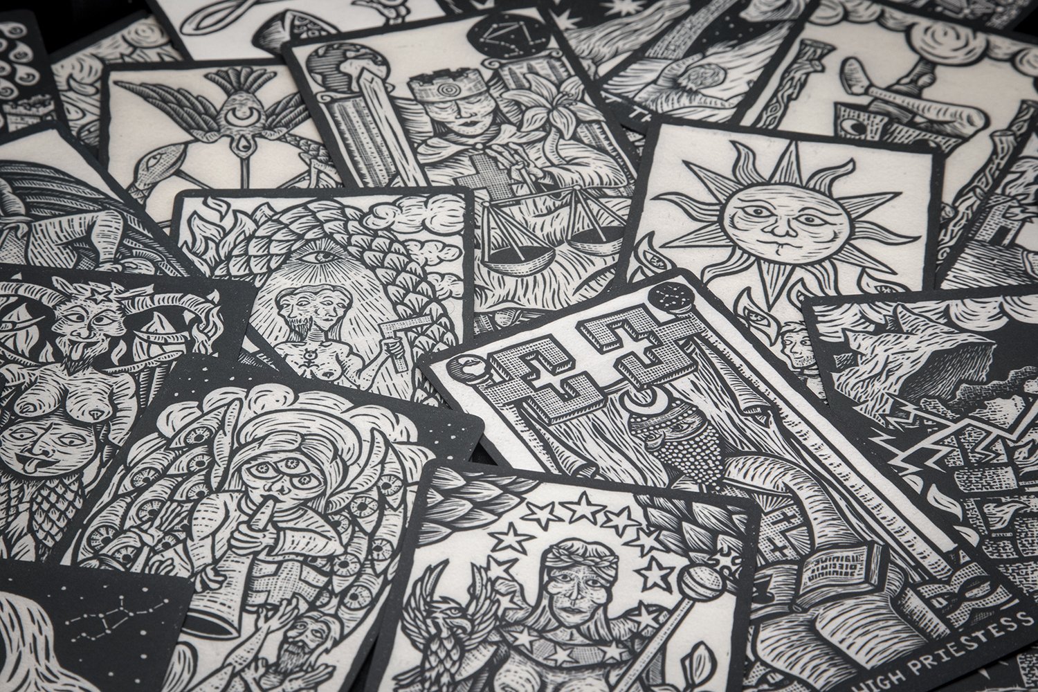 Tarot-BlackBox-2-web.jpg