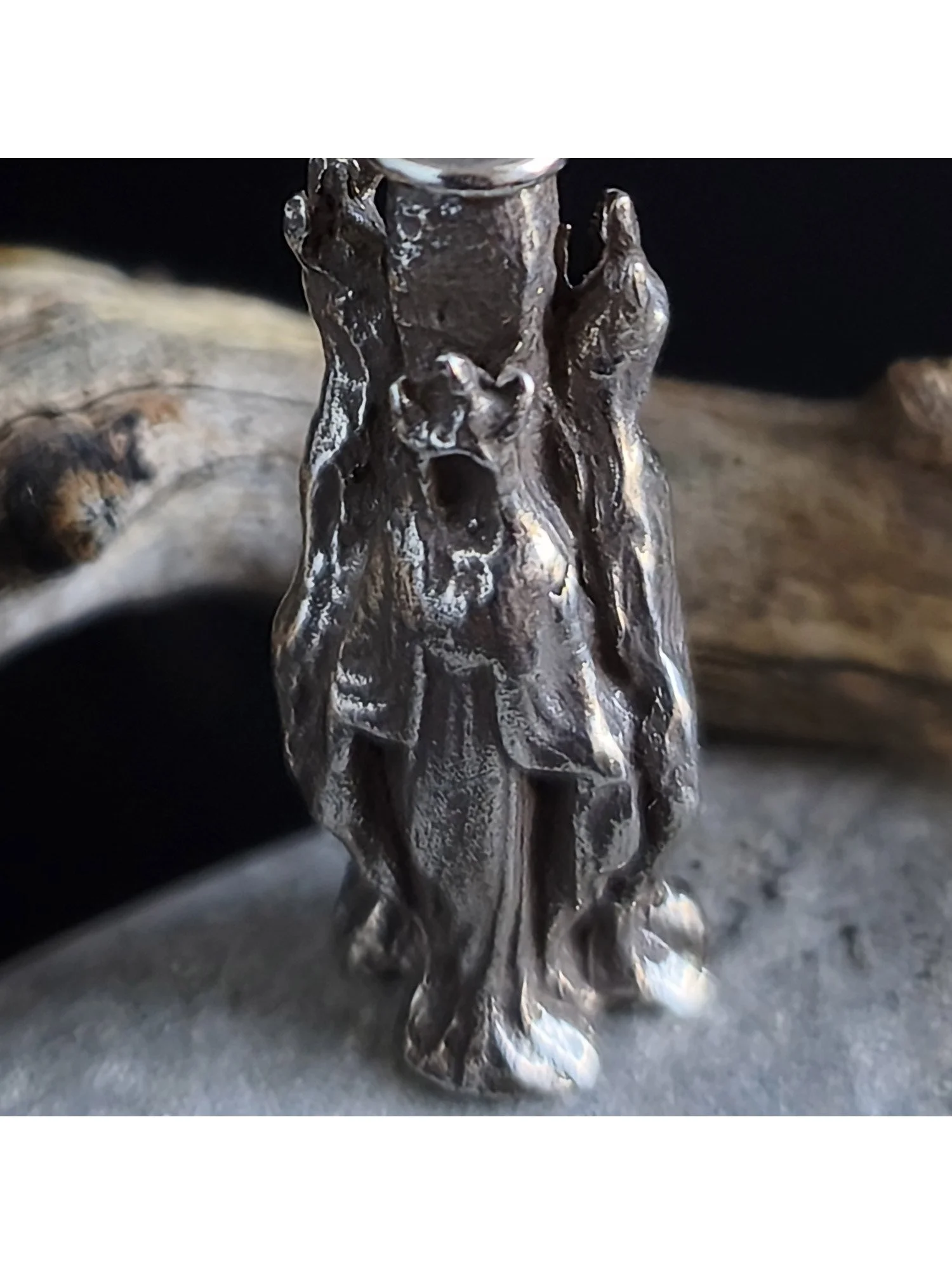 AzK_HEKATE-TRIMORPHIS_03.jpg