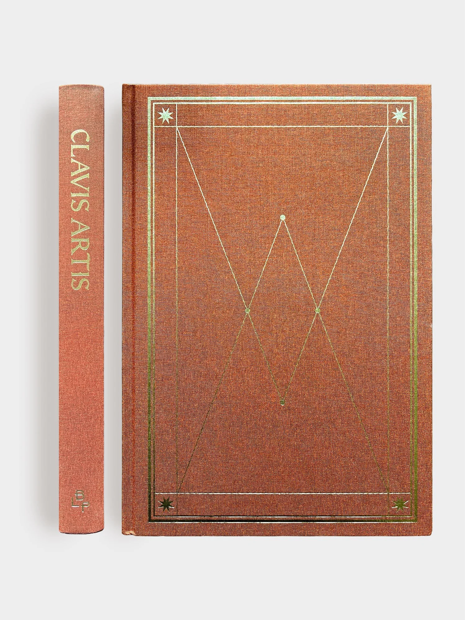 Clavis-Artis_Standard_01.jpg