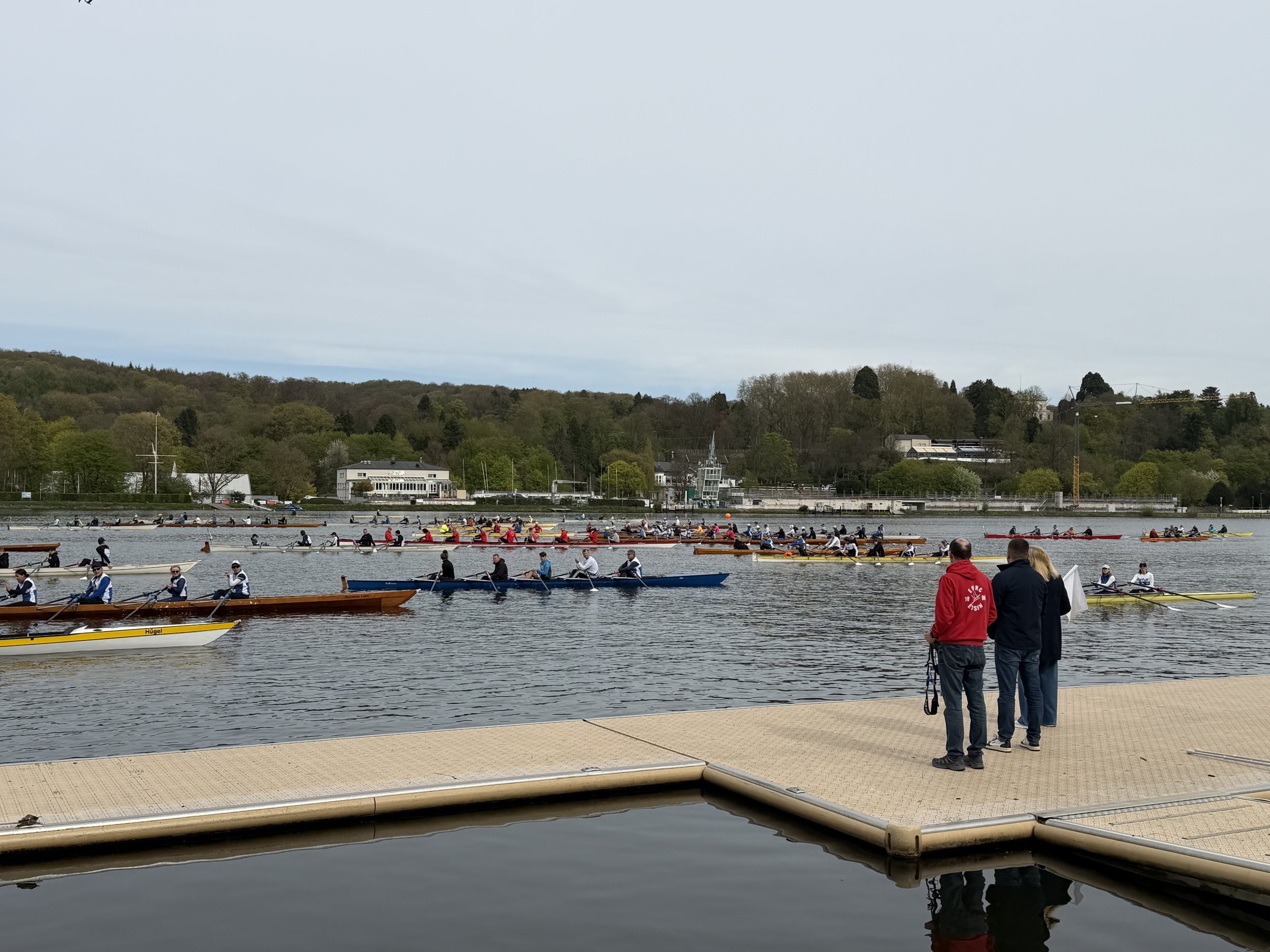 Auftakt der Rudersaison der Essener Vereine am EWRC