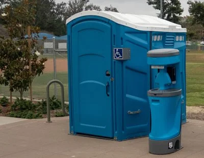 new-york-ada-porta-potty.jpg
