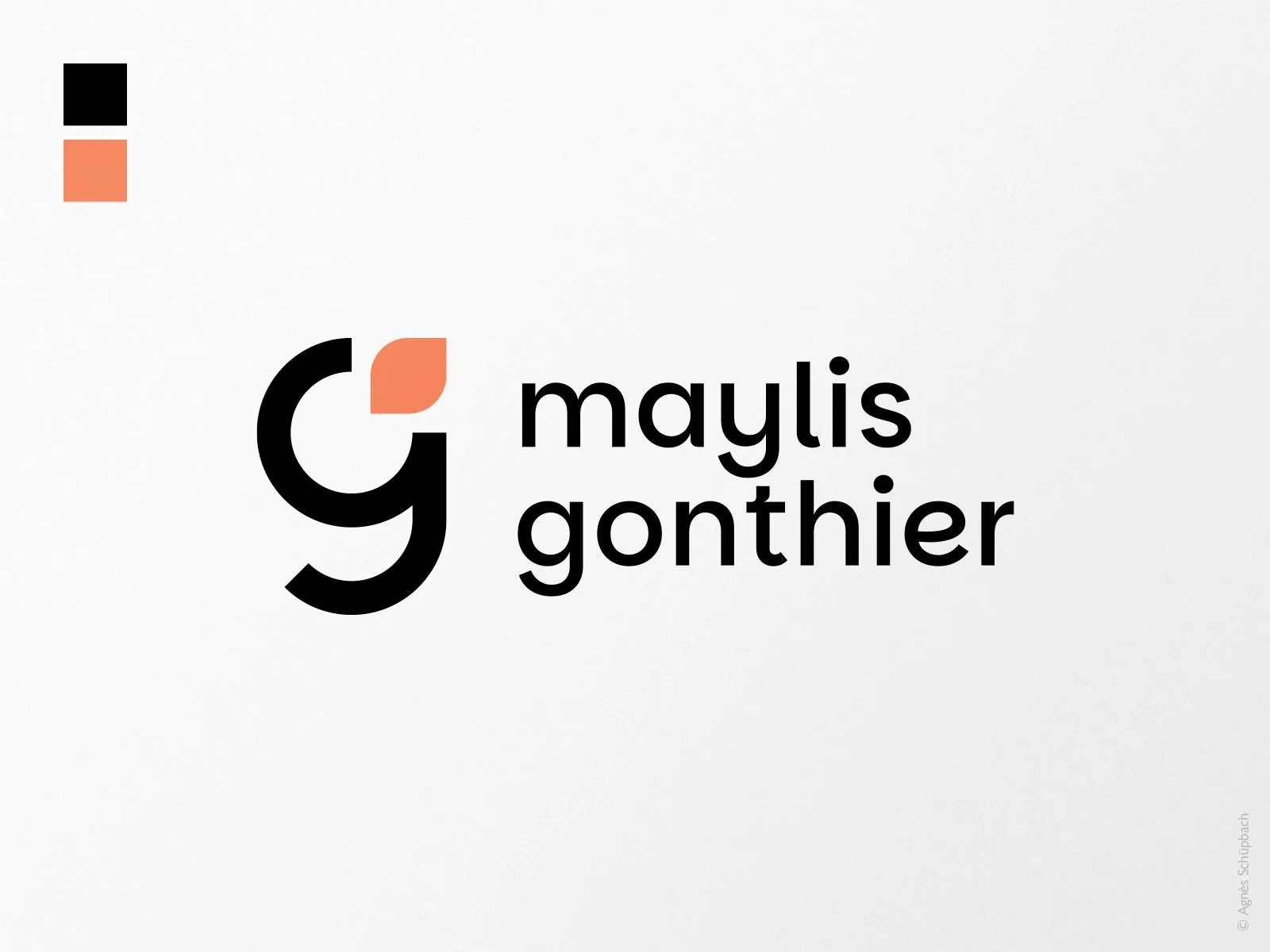 Création du logotype pour une spécialiste en marketing digitale.