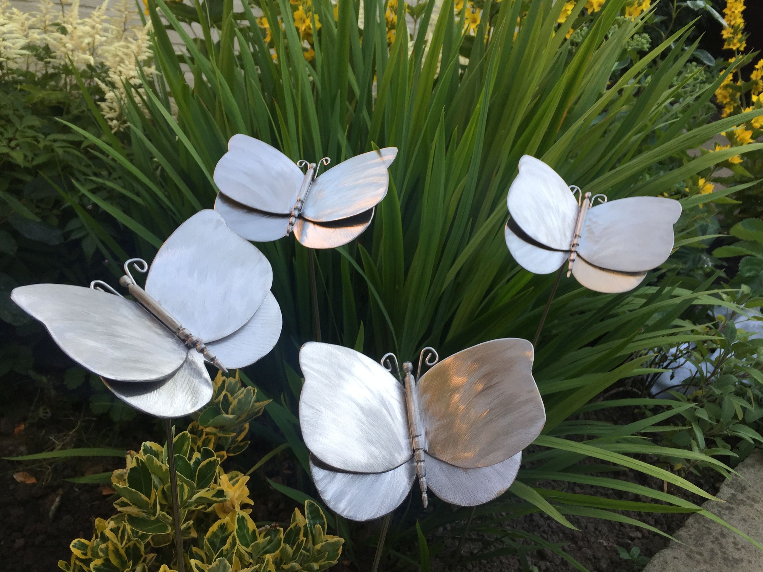 butterflies-stainless-steel-garden-sculpture-3.JPG