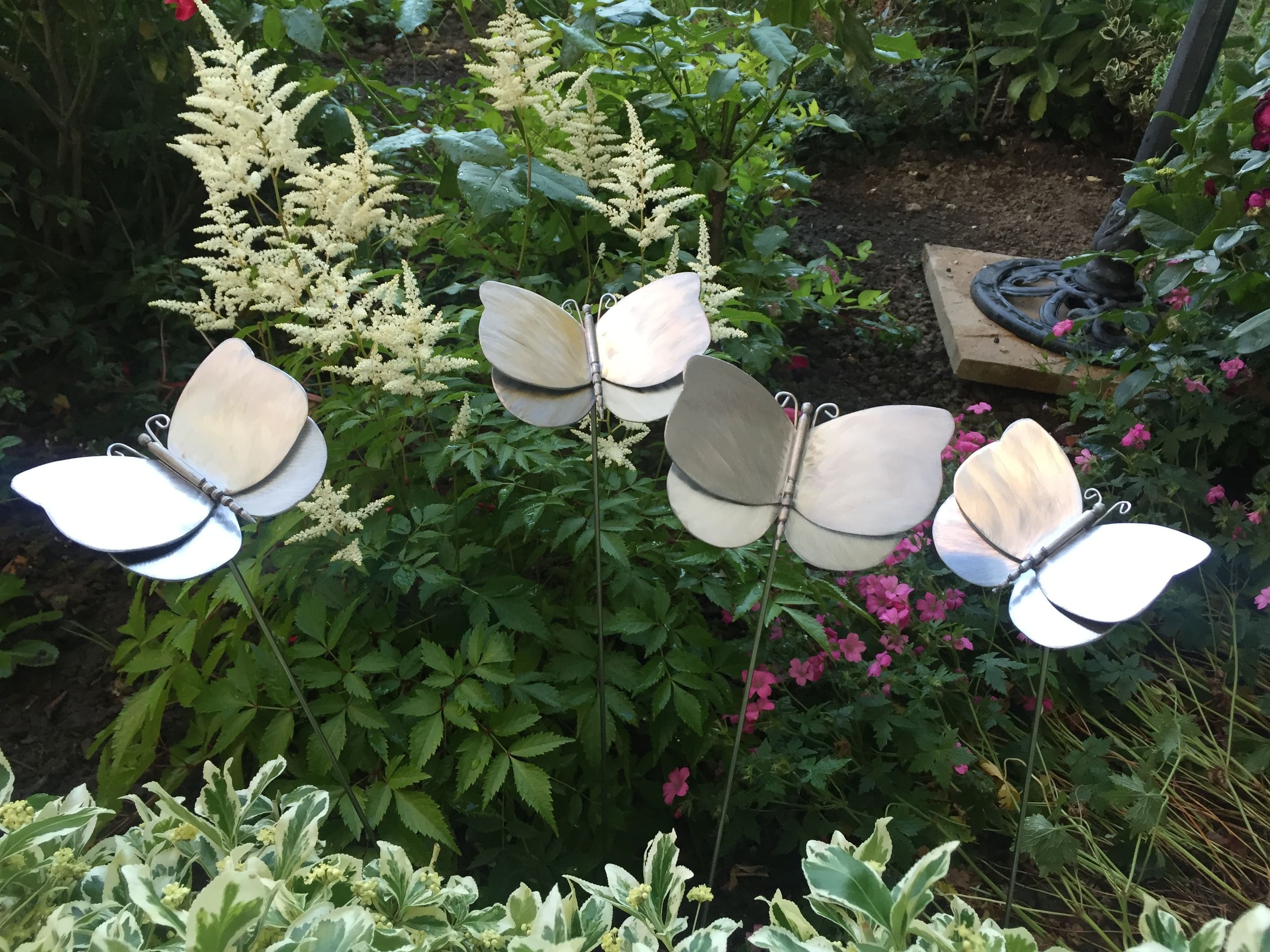 butterflies-stainless-steel-garden-sculpture-4.JPG