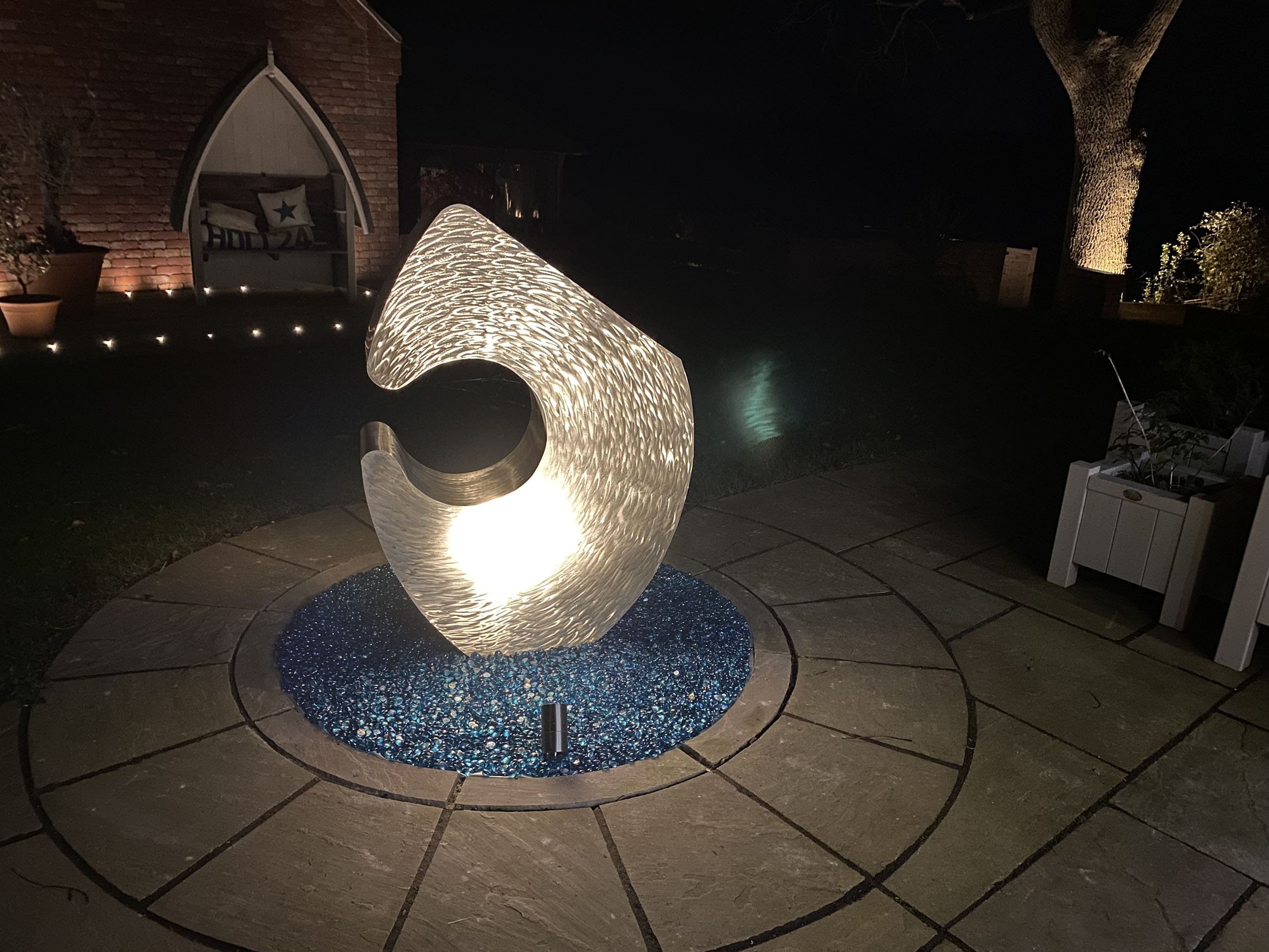 enigma-II-stainless-steel-garden-sculpture-night-2.jpg