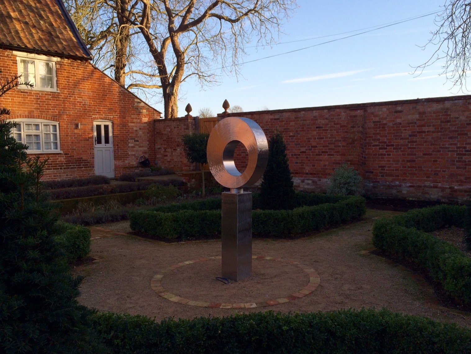 orbital-stainless-steel-garden-sculpture-4.jpg