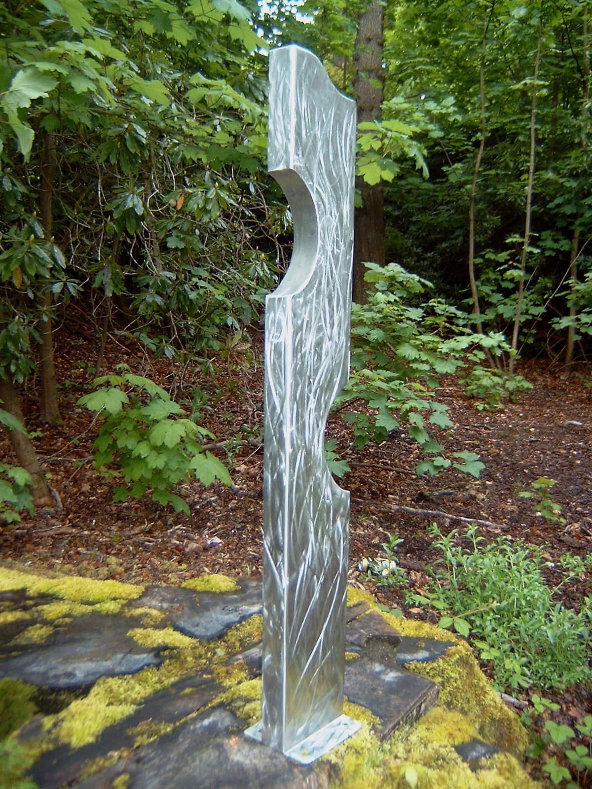 aquarius-stainless-steel-garden-sculpture-4.JPG