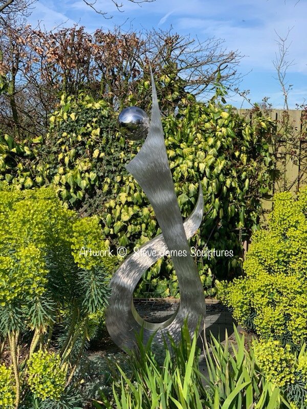 vitalis-stainless-steel-garden-sculpture-4.jpg