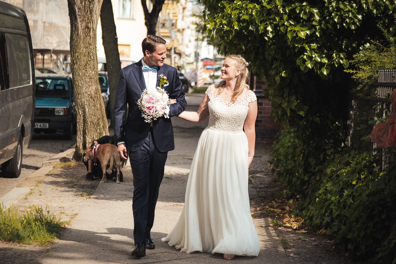 Der Hochzeitsfotograf Berlin - Hochzeitsfotosgraf Friedrichshain Samariterkiriche Juila Patrick-166.jpg