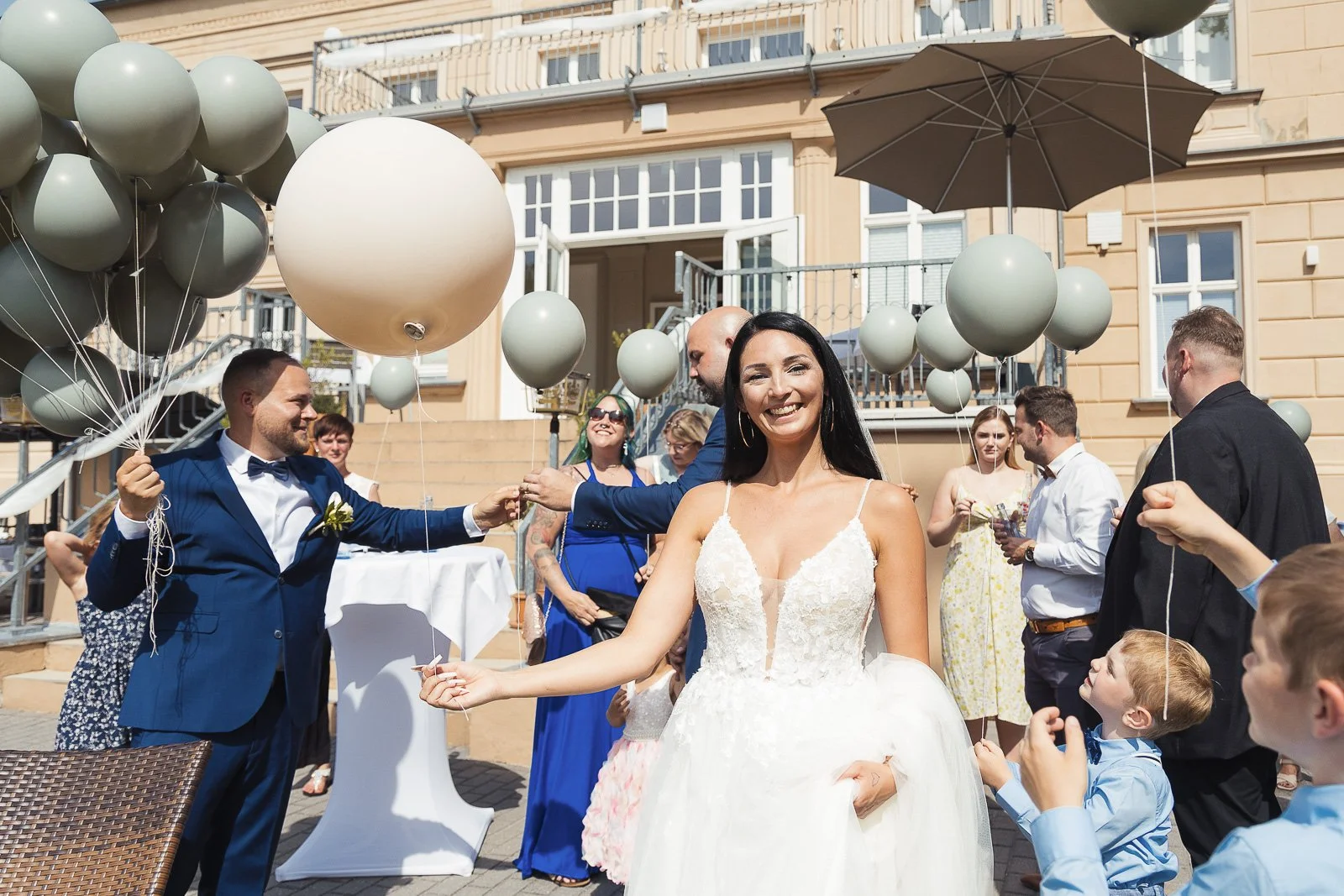 Der Hochzeitsfotograf Berlin - Gut Gwnikow Michaelle Max-518.jpg