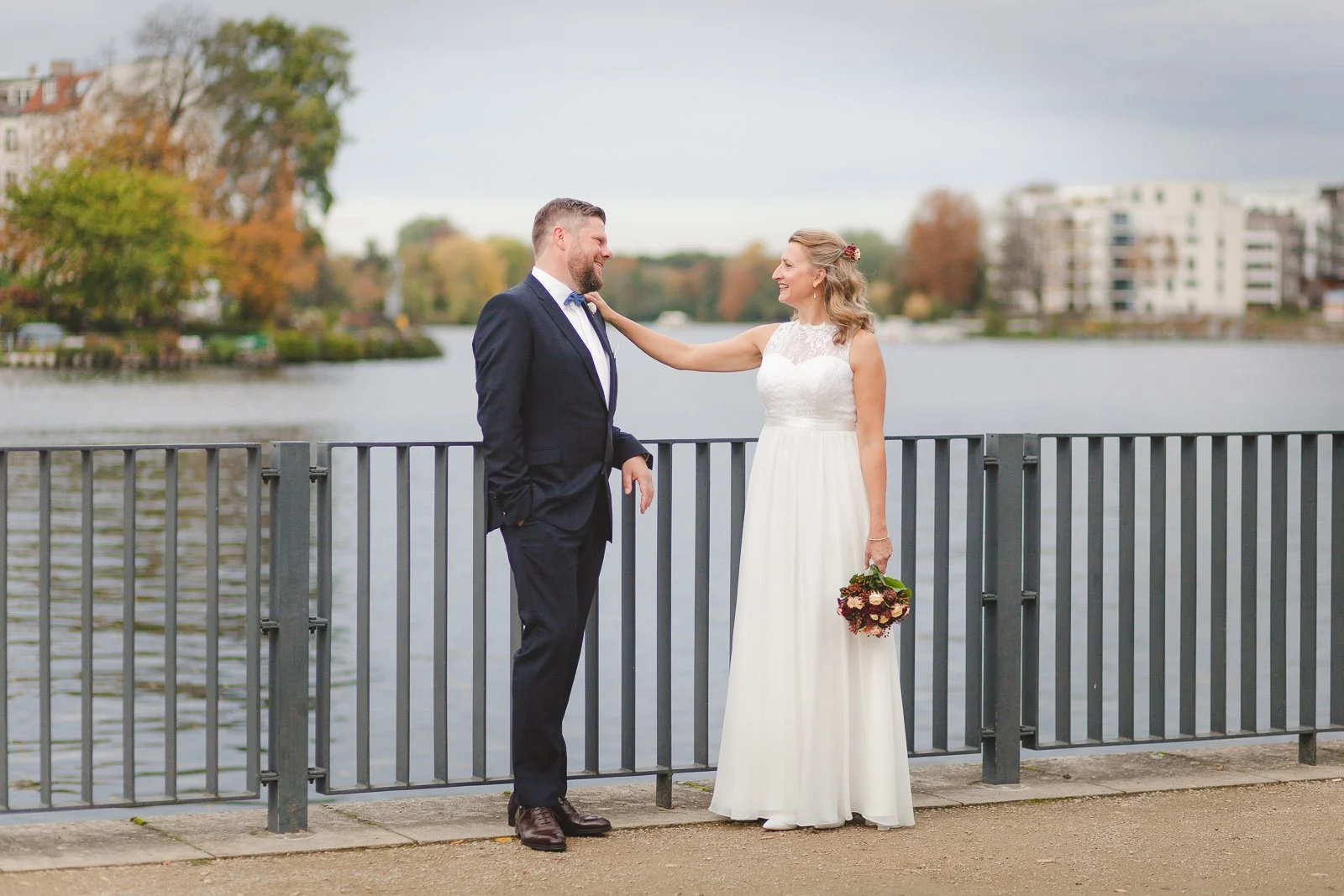 Der Hochzeitsfotograf Berlin - Hochzeitsfotos Standesamt Köpenick Jana Thomas-145.jpg