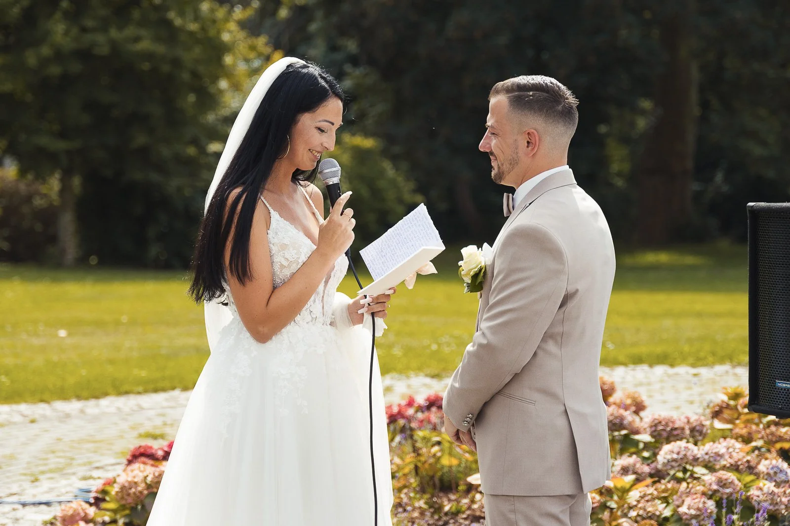 Der Hochzeitsfotograf Berlin - Gut Gwnikow Michaelle Max-456.jpg