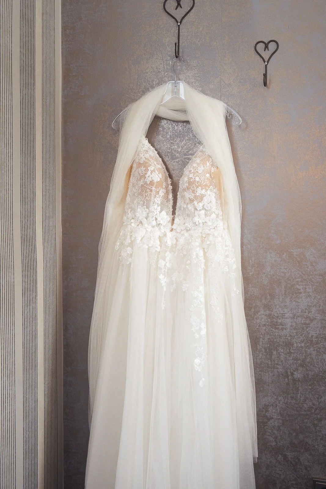 Der Hochzeitsfotograf Berlin - Gut Gwnikow Michaelle Max-341.jpg