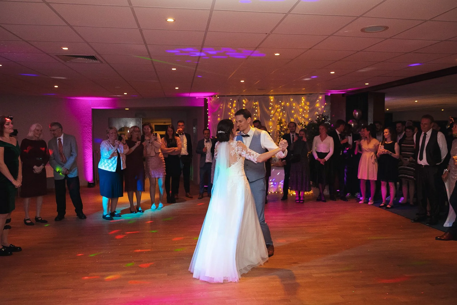 Der Hochzeitsfotograf Berlin - Hochzeitsfotos Mariendorf Sarah und Sascha-367.jpg