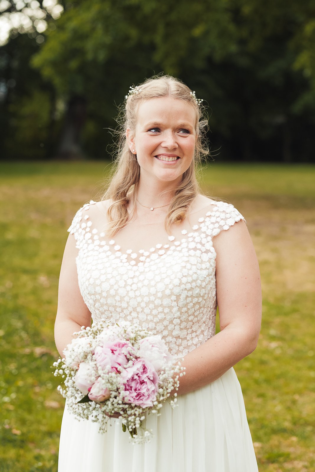 Der Hochzeitsfotograf Berlin - Hochzeitsfotosgraf Friedrichshain Samariterkiriche Juila Patrick-210.jpg