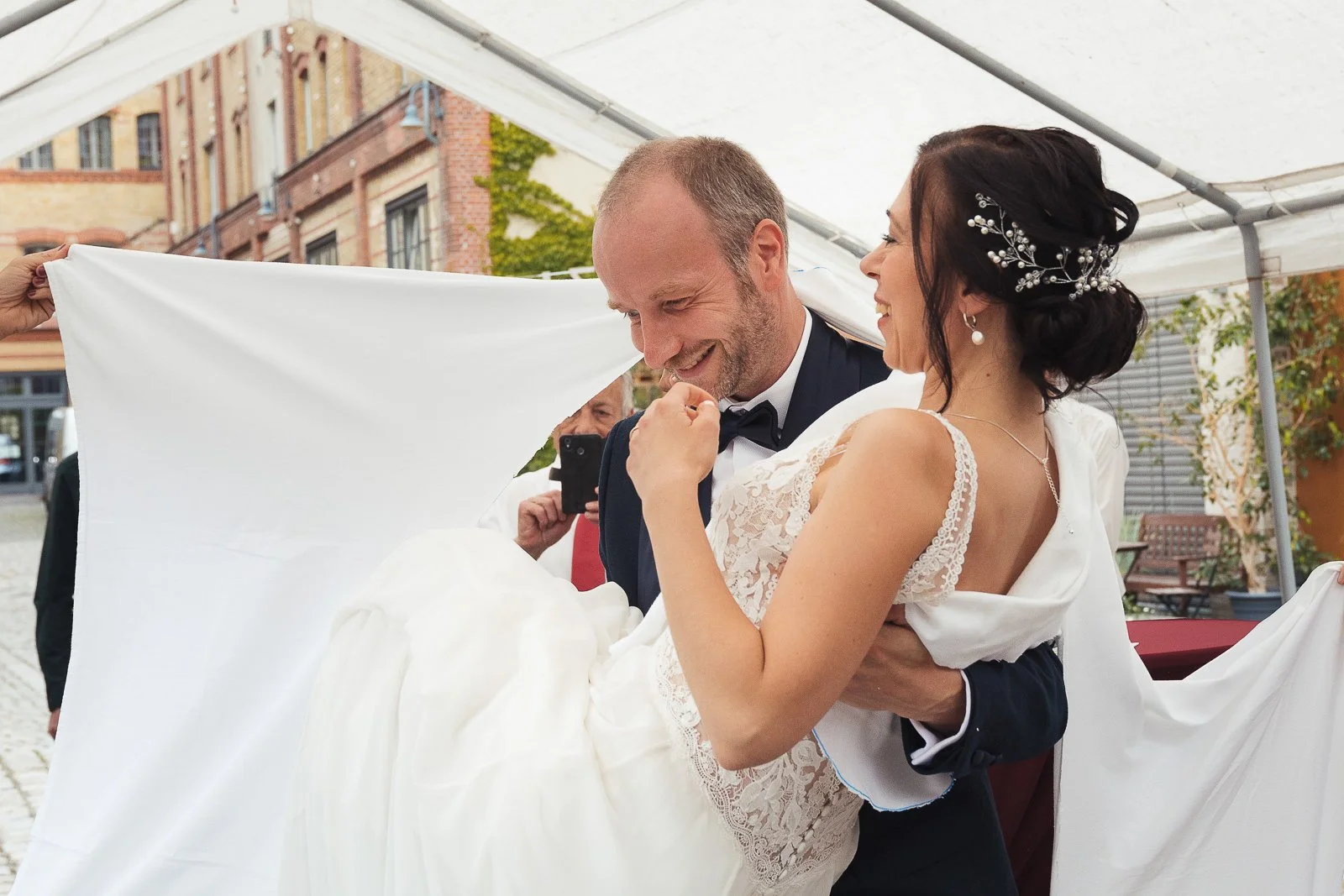 Der Hochzeitsfotograf Berlin - Hochzeitsfotos Prenzlauer Berg Natalia Ingo-183.jpg