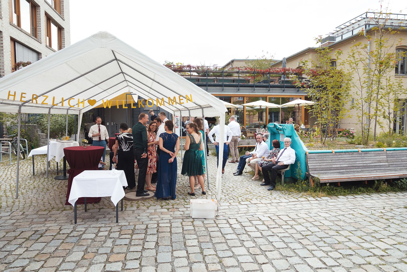 Der Hochzeitsfotograf Berlin - Hochzeitsfotos Prenzlauer Berg Natalia Ingo-193.jpg