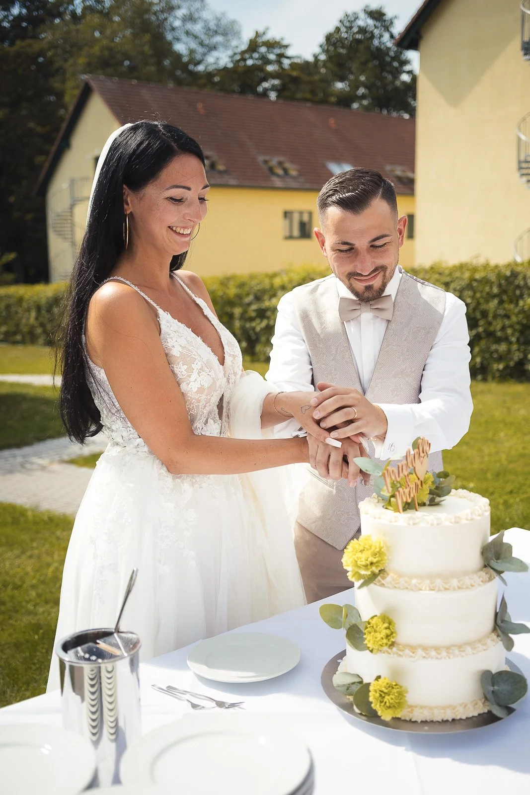 Der Hochzeitsfotograf Berlin - Gut Gwnikow Michaelle Max-560.jpg