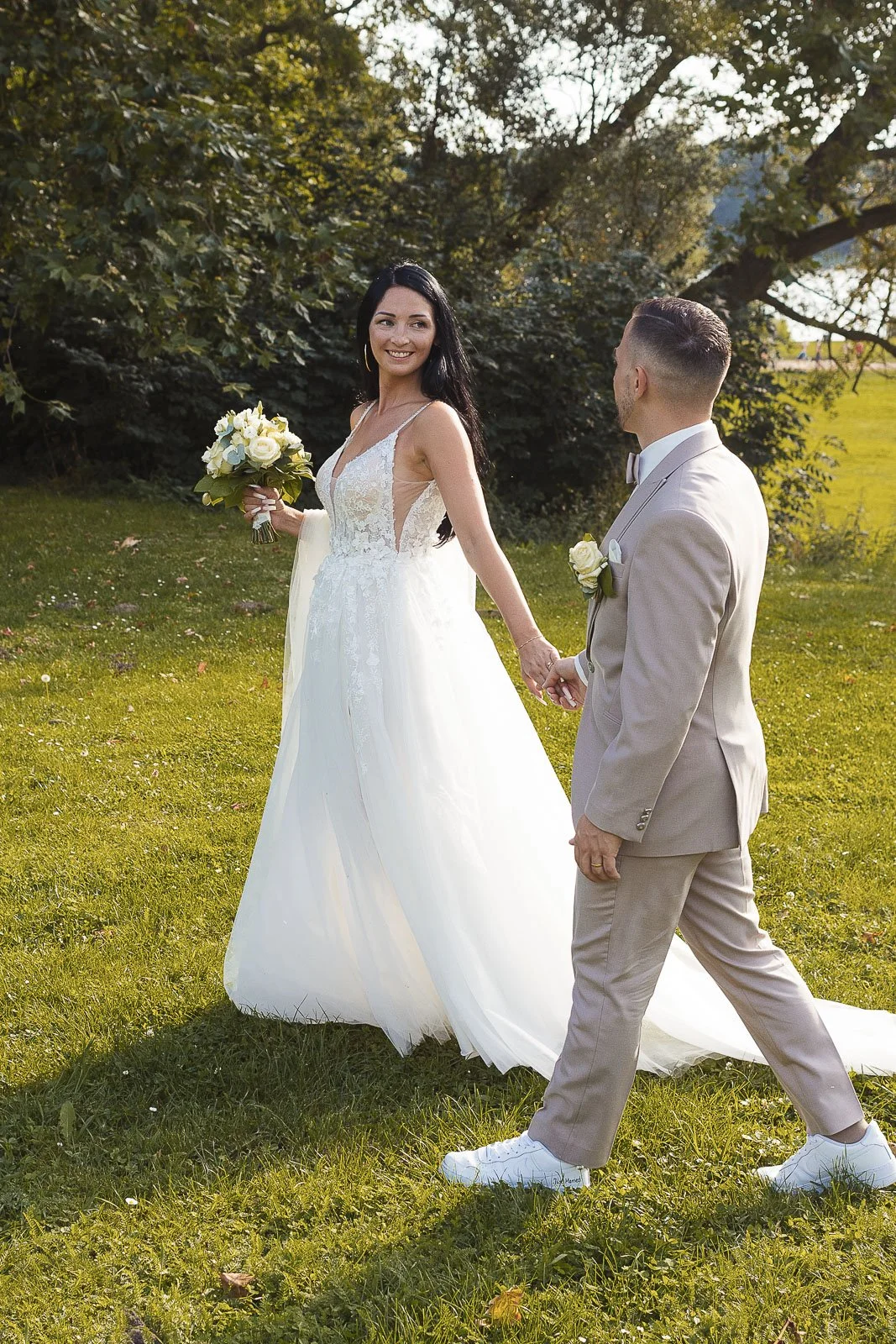 Der Hochzeitsfotograf Berlin - Gut Gwnikow Michaelle Max-673.jpg