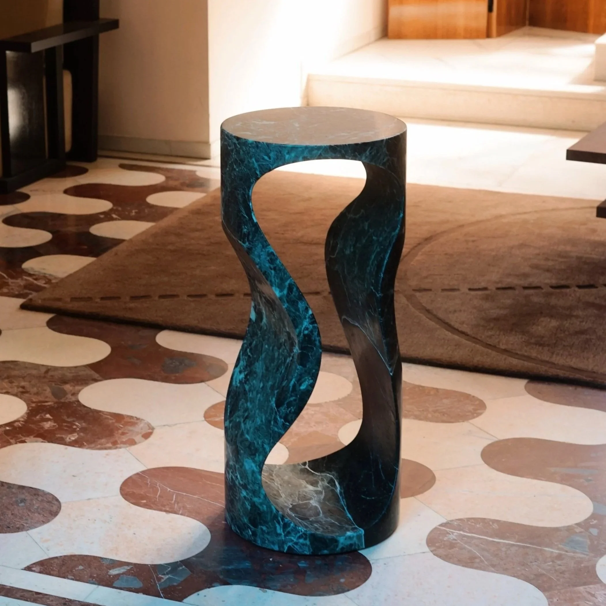 HOURGLASS ALPI VERDE MARBLE PEDESTAL