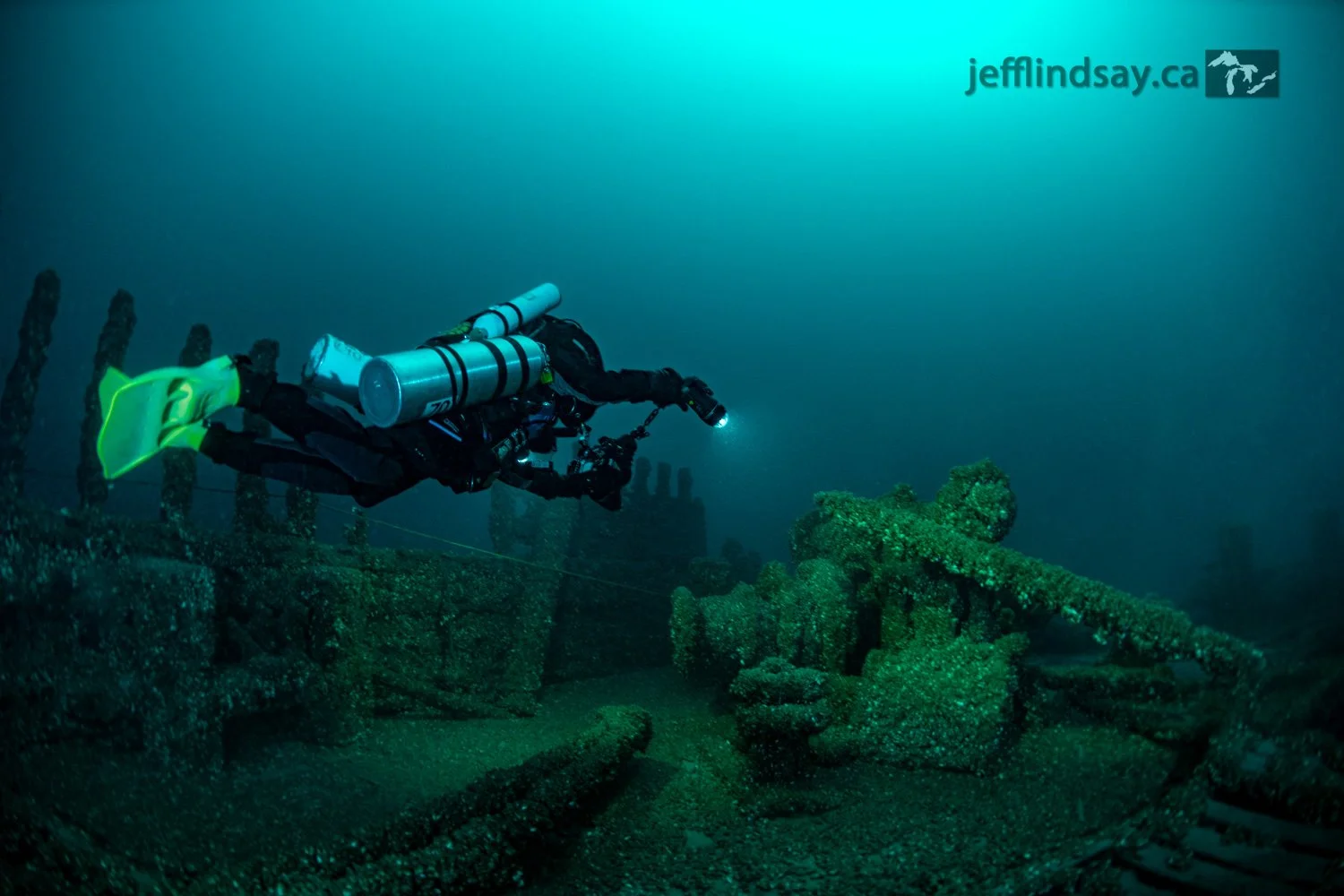 Uganda Deck and Diver 4