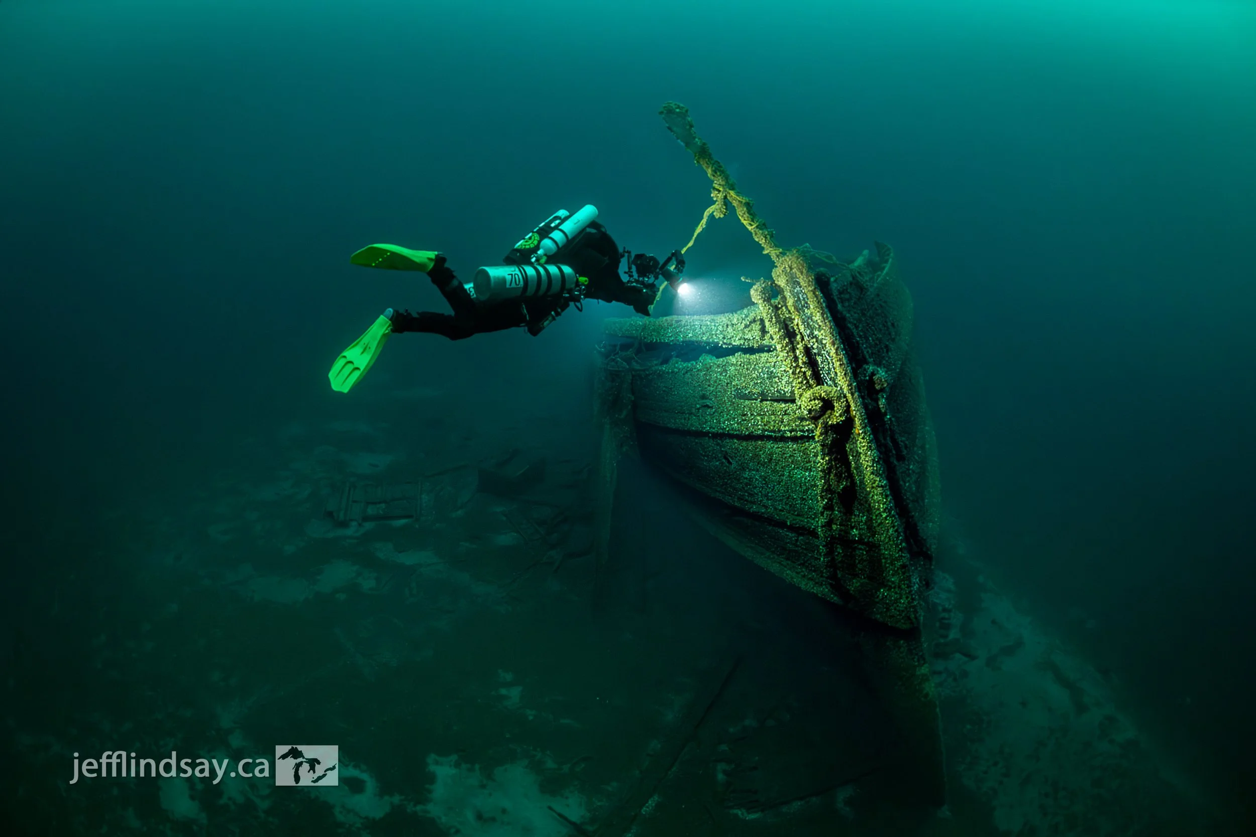 SS Vernon Bow Diver Colour